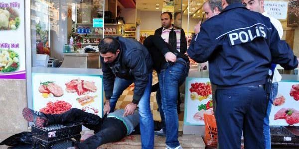 Kızına tecavüz edeni bıçakladı