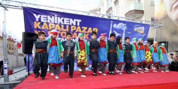 Esenyurt'un d�rd�nc� kapal� pazar� Yenikent'e a��ld�