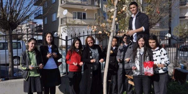 Bir dilim ekmek, bir can