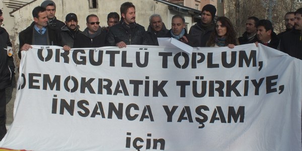 Ardahanlı KESK'liler grev yaptı