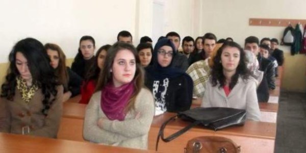Sağlık öğrencilerine göz ve nöroloji semineri