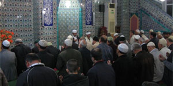 Kırıkhan'da merkezi ezan sistemi kaldırıldı