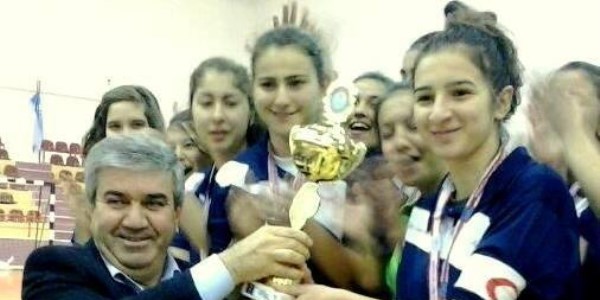 Futsal ampiyonu Muratpaa Spor Lisesi oldu
