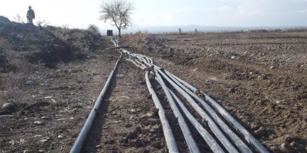 Kaçakçılar döşüyor 'Hudut Kartalları' söküyor