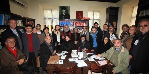 Edebiyat Dünyası Karabağlar'da buluştu