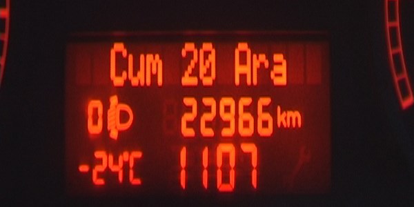 Kars eski 24 ile buz kesti
