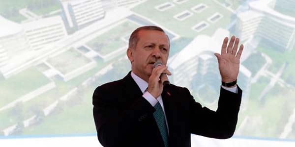 Erdoğan: Külhanbeyi gibi eline tesbih almış/ Video