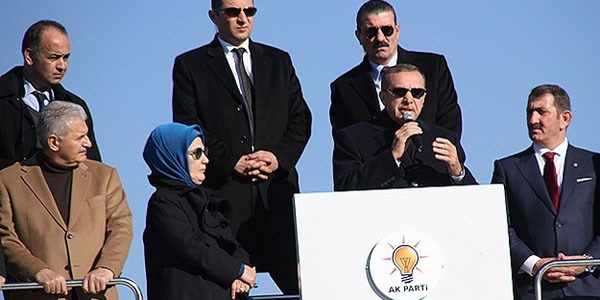 Büyükelçi'ye tepki: Biz sizi ülkemizde tutmaya mecbur değiliz