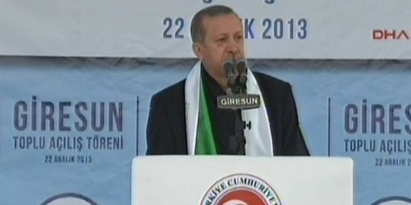 Erdoğan: Biz o elleri kırarız/Video