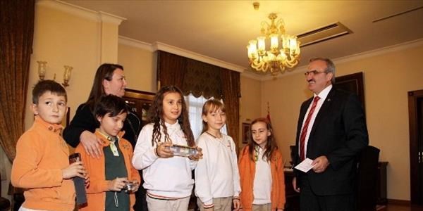 Öğrencilerden Bursa Valisine ziyaret