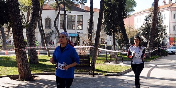 Kasları ve zekayı geliştiren spor