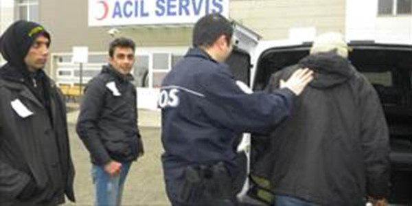 Göçmenleri çarşı merkezinde bıraktılar
