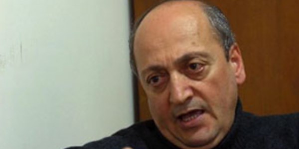 Cemaat yay�n organ� Bug�n Gazetesinde 2. istifa