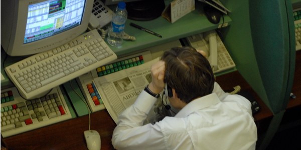 Borsada operasyon gerginli�i s�r�yor