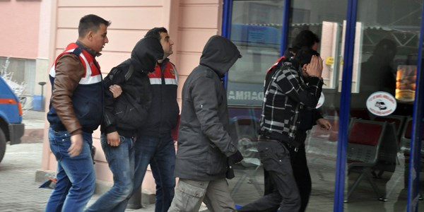 Jandarmadan �afak operasyonu