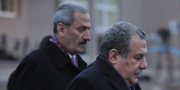 Çağlayan ve Güler bakanlıktan istifa etti
