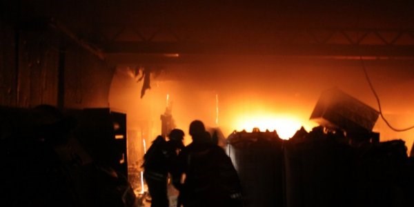 Gebze Organize Sanayi Sitesinde yangın