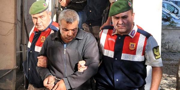 Cinayet ��phelisi h�cresinde intihar etti