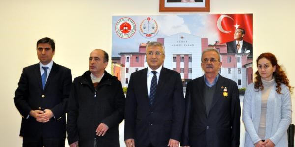 Cezalar�n� derneklerde �al��arak �ekecekler