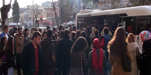 Bilecik'te sınav kuyruğu