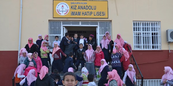 Okulda çıkan yangın korkuttu