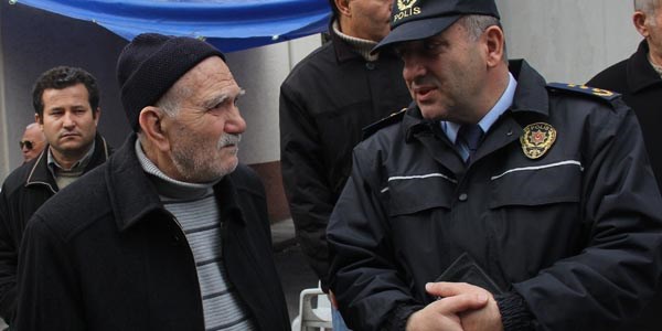 Polisin intihar ettiğini babasına söyleyemediler
