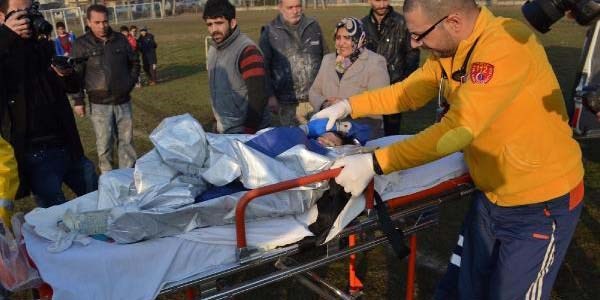 Üzerine kaynar su dökülen 2,5 yaşındaki çocuk yaralandı