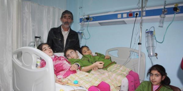 16 ��renci i�tikleri gazozdan zehirlendi