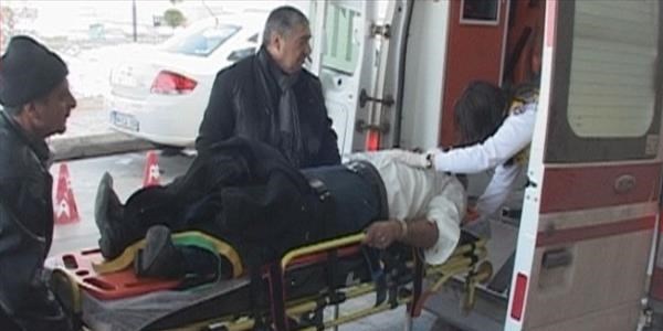 Yolcu minibüsü şarampole yuvarlandı: 10 yaralı