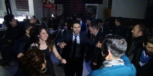 Sağlık çalışanlarından dayanışma gecesi