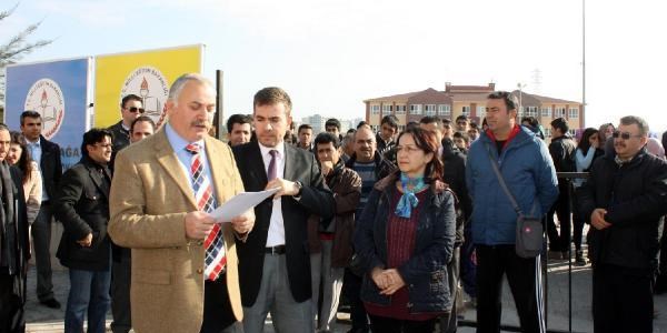 Okan öğretmene meslektaşlarından destek