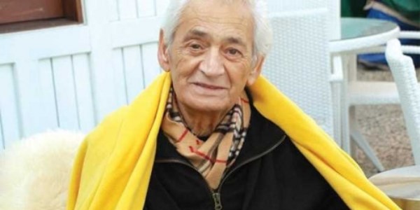 Adnan Şenses son yolculuğuna uğurlanıyor