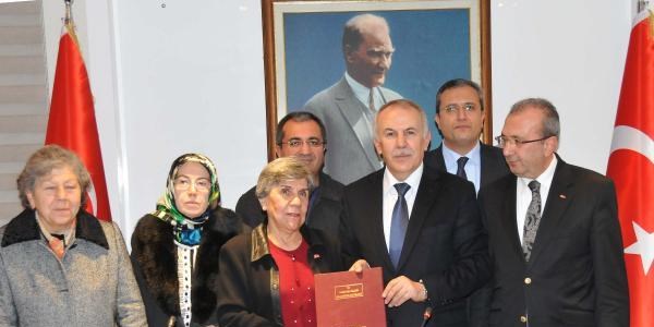 Gaziantepli 3 hayırseverden eğitime bağış