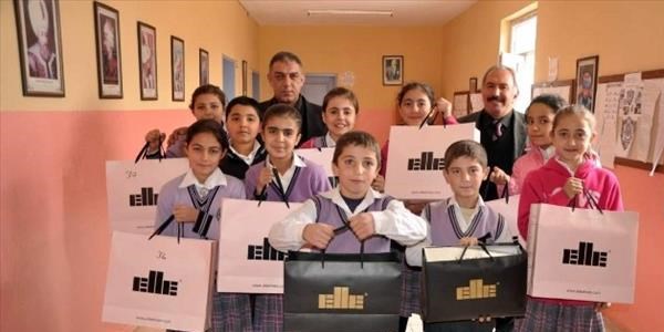 Boyundere Ortaokulu öğrencilerine ayakkabı dağıtıldı