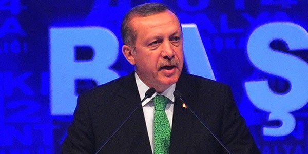 Erdo�an: O savc� kime hizmet ediyor