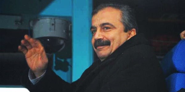 İki milletvekili Kandil'e gitti