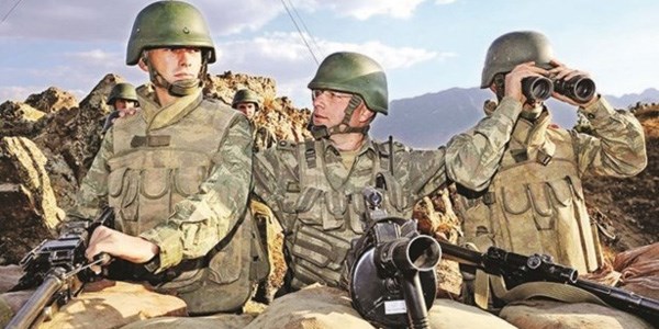 70 bin Mehmetçik yeni yılda evinde/ Video