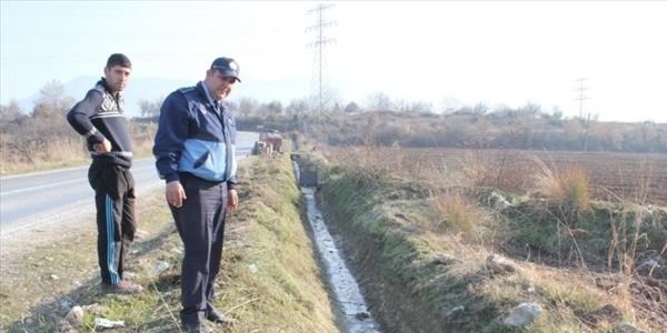 Honaz'da sulama kanalları temizlendi