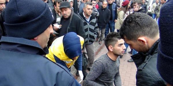 Laf atma kavgası: 1 yaralı