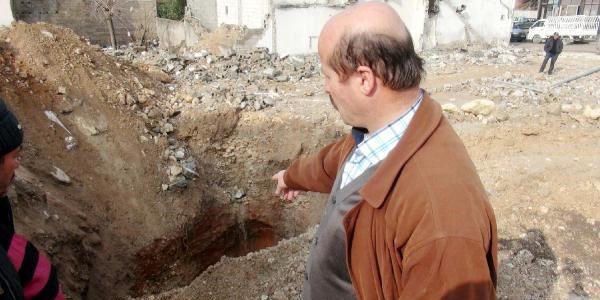 İnşaat alanı çöktü, mağaralar ortaya çıktı
