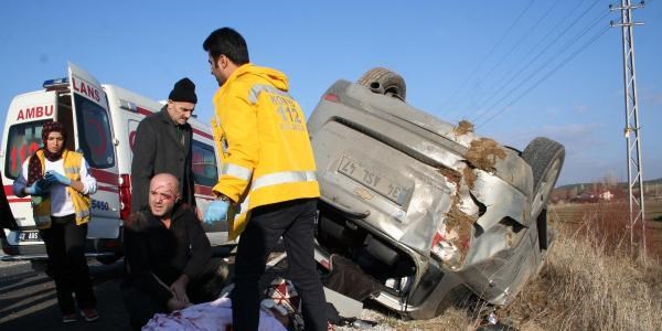 Cenaze dönüşü kaza: 4 yaralı