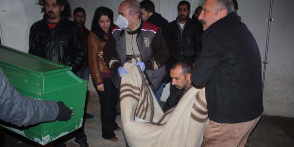 3 gündür haber alınamayan kadın evinde ölü bulundu