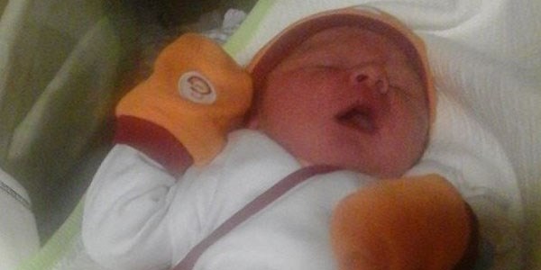 Edirne'de 2014'ün ilk bebeği