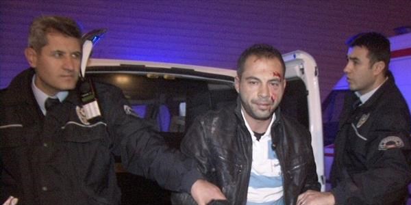 Alkollü şahıs polise saldırdı