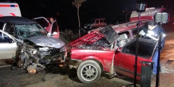 Yılın ilk trafik kazası: 1 ölü, 7 yaralı