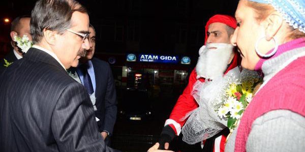Adana Valisi Co�, yeni y�la karakolda girdi
