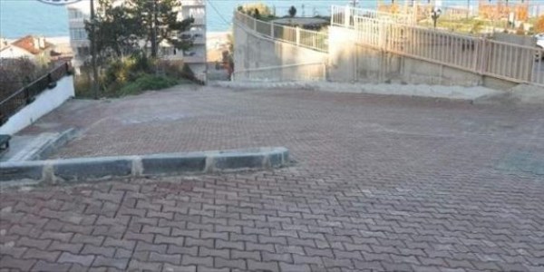 �nebolu Belediyesi, k�� ay�na ra�men h�z kesmiyor