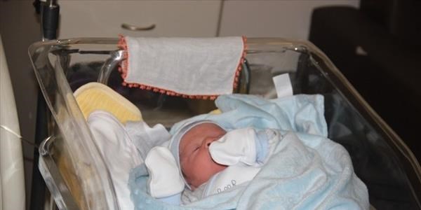 Fatsa'da y�l�n ilk bebe�i