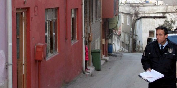 Yalnız yaşayan şahıs evinde ölü bulundu