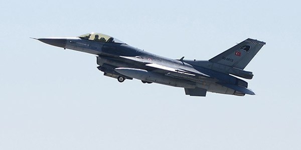 Suriye'den F-16'lara taciz